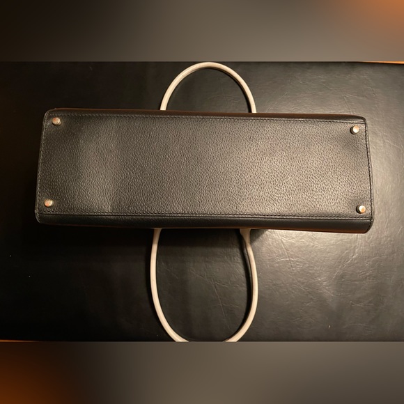 Kate Spade leather purse - Picture 5 of 5